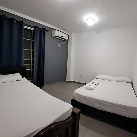 Hostal Oceans Paradise-2